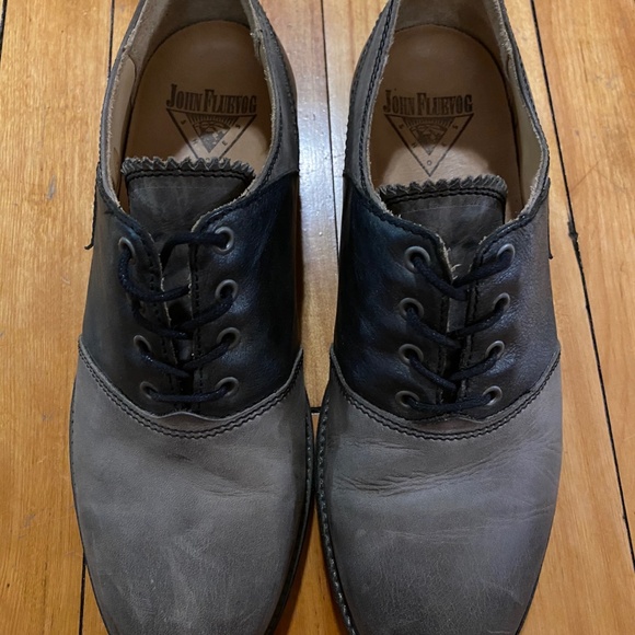 John Fluevog – Cagney Contrast Lace-up Derby Men’s size 8 Color Silver